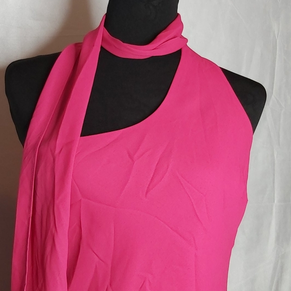 Long backless hi low dress - Picture 3 of 10